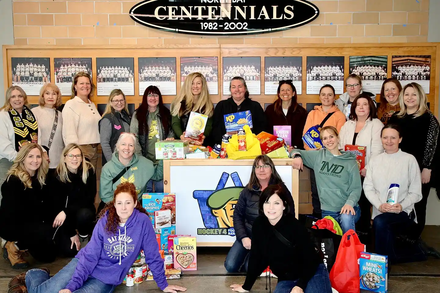 The incredible Troops Mom’s donated 498lbs towards Hockey4Hampers supporting North Bay Food Bank. The incredible Troops Mom’s donated 498lbs towards Hockey4Hampers supporting North Bay Food Bank.